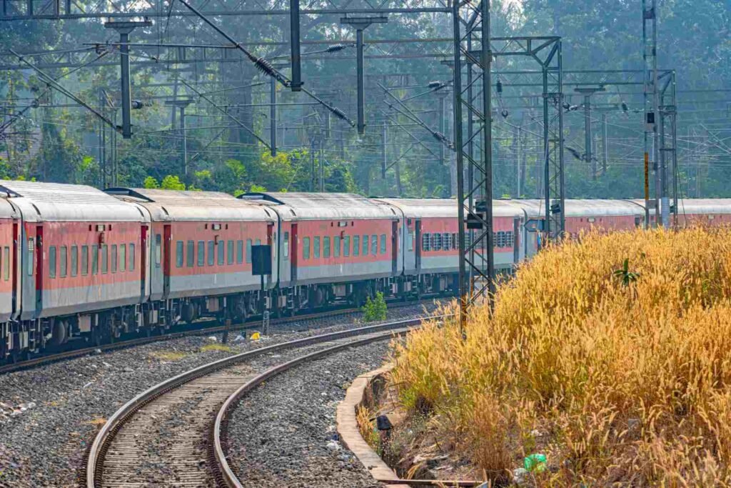 Gatimaan Express train for the Same Day Agra Taj Mahal Tour from Delhi
