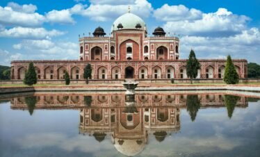 Golden Triangle Tour 4 Days – Sunset at the Taj Mahal, Agra Fort, and India Gate landmark composite