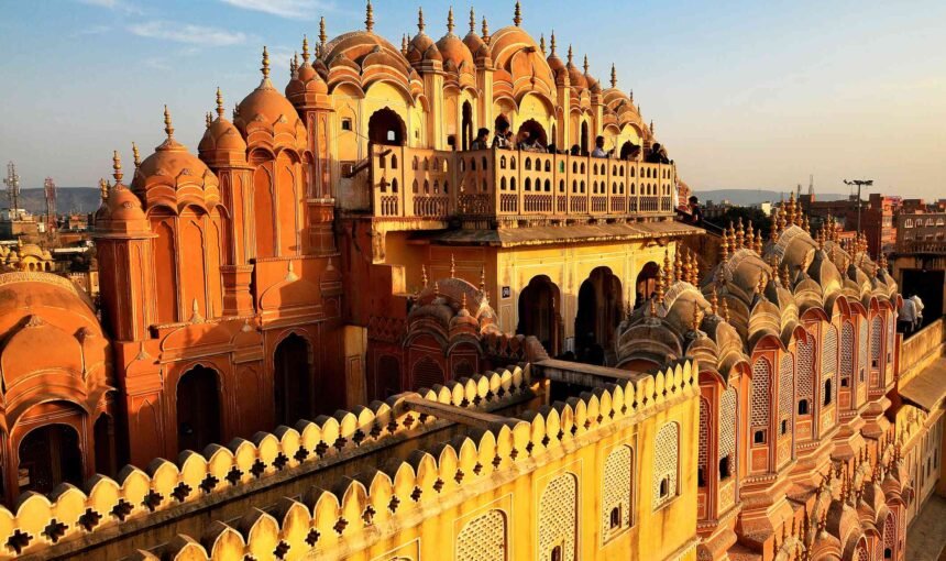 Explore North India – Culture, Tours & Taj Mahal