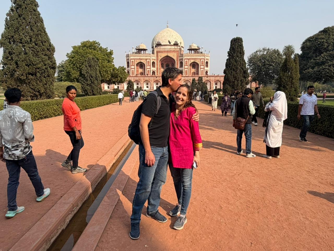 Couple visiting Humayun’s Tomb in Delhi during a Golden Triangle Tour with Varanasi