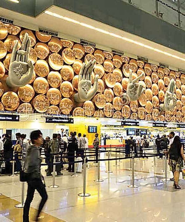 Delhi Airport Transfer to Hotel with passengers at international airport terminal