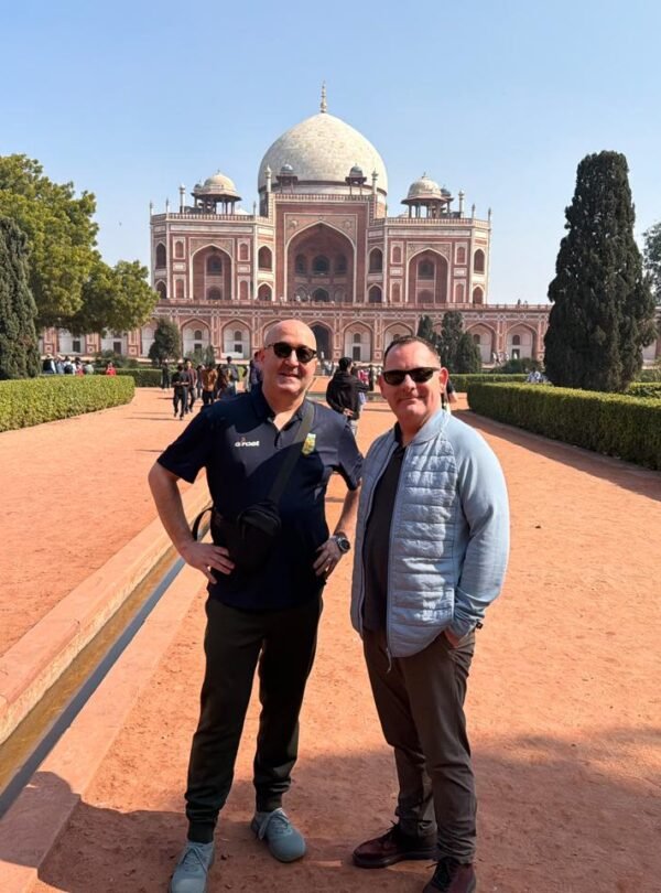 Travelers visiting Humayun’s Tomb in Delhi on a Golden Triangle Tour 5 Day